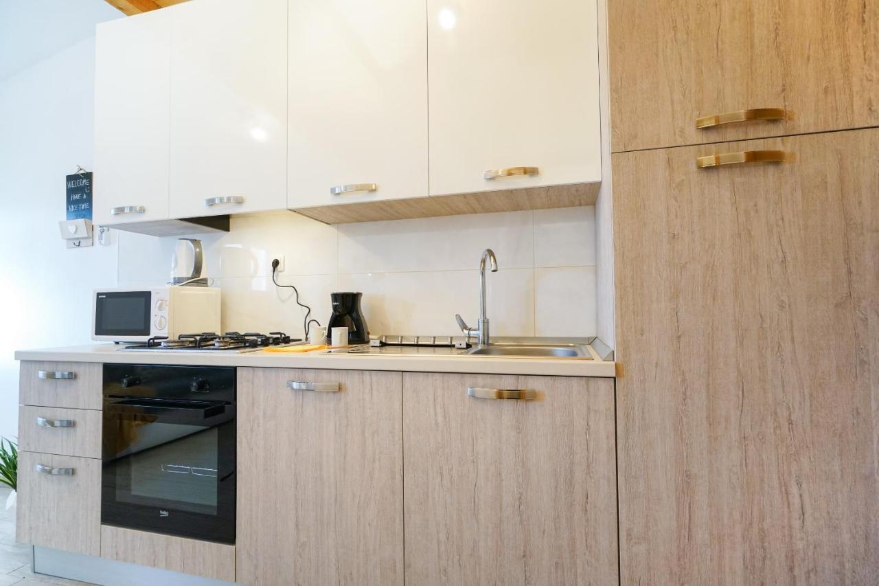 Apartment G&b